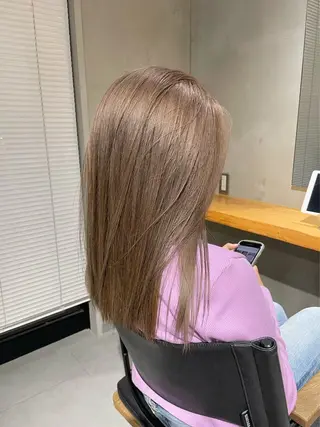 セミロング カラー Hina/ハイライト 、パーマモデル募集中のヘアスタイル