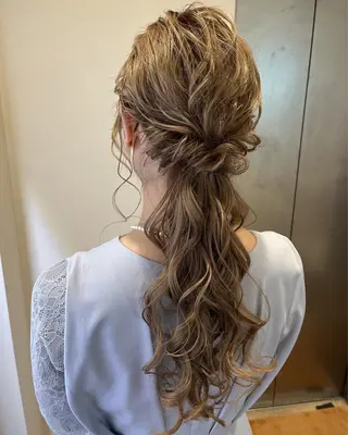 ロング ヘアアレンジ サソウ ユリエ🥥のヘアスタイル