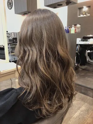 ロング カラー 西野 美空🍊のヘアスタイル