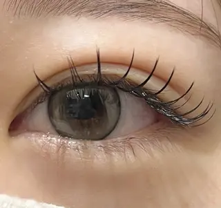 マツエク・マツパ トータルビューティサロン cure所属・鈴木 里奈のマツエク・マツパデザイン