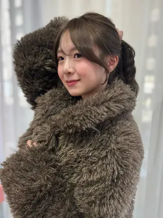 ロング REINA𓍯/ 透明感カラー/顔周りのヘアスタイル