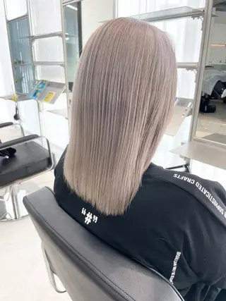 カラー ハイトーン✨ブリーチ ✨高田めぐみのヘアスタイル