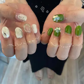 ネイル &. momoのネイルデザイン