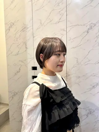 ショート miu /透明感カラーのヘアスタイル