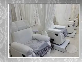 TIARA池袋西口 ゆかのマツエク・マツパデザイン