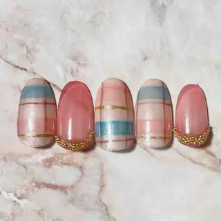 ミディアム Lety total beautyのネイルデザイン