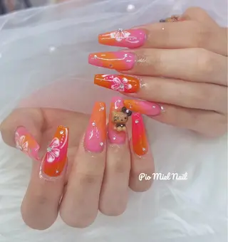 セミロング Pio Mielのネイルデザイン