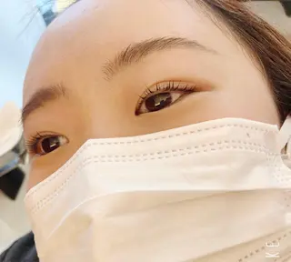 マツエク・マツパ GOSSIP所属・GOSSIP信国 瑞絵のヘアスタイル