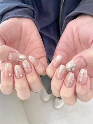 ネイル LEDアイラッシュ ∩_∩アオイのマツエク・マツパデザイン