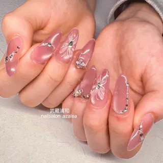 ネイル R inのネイルデザイン