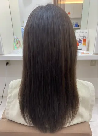 ロング カラー CUT HOUSE NEW YORK所属・馬渕 由梨のヘアスタイル