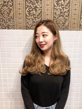 ロング H by Real meのヘアスタイル