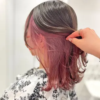 ミディアム カラー 🫧うる艶トレンド 🫧透明感カラーのヘアスタイル