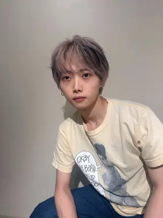 カラー メンズ ヤリタ カケルのヘアスタイル