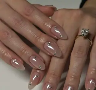 ネイル 高木 維麗絲のネイルデザイン