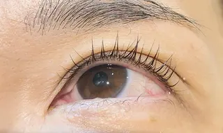 マツエク・マツパ LASH BAR天王寺店所属・LASH BAR  友久のマツエク・マツパデザイン