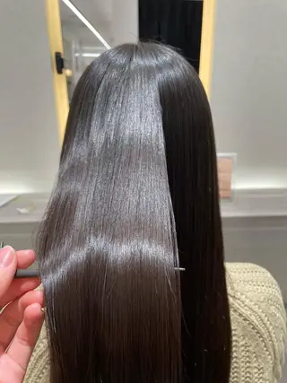 セミロング karin/インナー カラー/北名古屋市のヘアスタイル