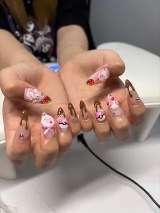 ネイル Nails by Akariのネイルデザイン