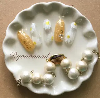 ネイル Ryononnail(リョノンネイル)所属・Ryononnail 上谷典子のネイルデザイン