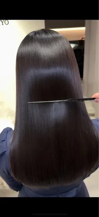 ロング L'EANE THE TOKYO所属・美顔形成カット｜青山 髪質改善｜三浦秀太郎のヘアスタイル