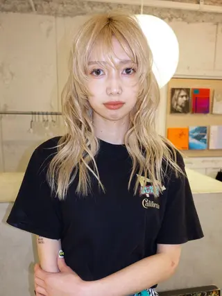 ロング カラー Loom.所属・村上雅人 ナチュラルモードのヘアスタイル