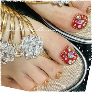 ネイル nail salon  la reine所属・nail salon la reineのネイルデザイン