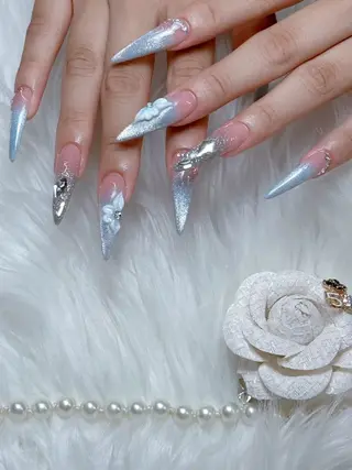 ネイル ENsalon AKIRAのネイルデザイン