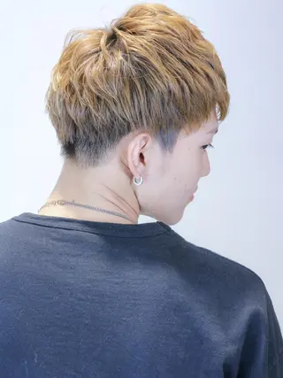 メンズ ベージュ/インナー カラー🤍Rieのヘアスタイル