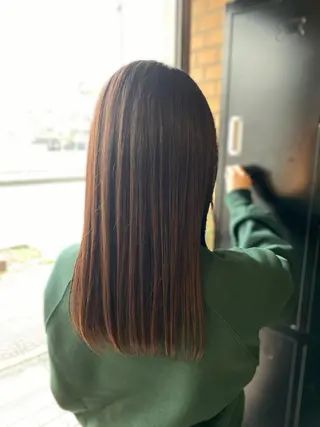 セミロング カラー 'Inovel'所属・木宮 美緒のヘアスタイル