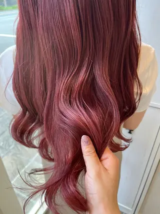 ロング カラー ルプラボウ 尾関　唯那のヘアスタイル