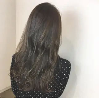セミロング ブリーチなしダブル/ レイヤーカット 小棹のヘアスタイル