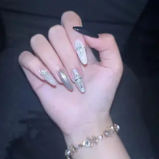 ネイル Glow Nail スカルプ専門店のネイルデザイン