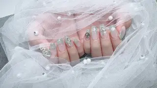 カラー Minéa nailのネイルデザイン