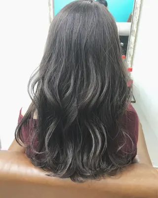 セミロング カラー TOWA 野村　コウダイのヘアスタイル