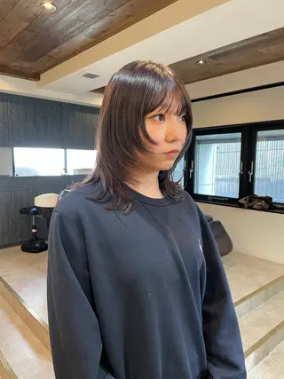 ミディアム カラー 渋谷 留菜のヘアスタイル