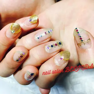 ミディアム ネイル 毛利 ゆりあのエステ・リラクイメージ