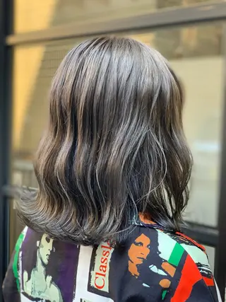 ミディアム カラー ヘアアレンジ 髪質改善×ハイトーン 中田啄也のヘアスタイル