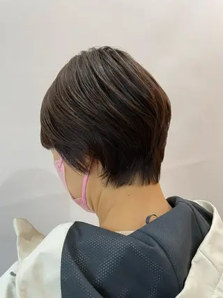 ショート 高山🐬髪質改善 池袋で縮毛矯正のヘアスタイル