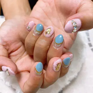 ネイル The Best Beauty受付担当のヘアスタイル