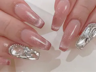 ネイル One Plus Nail Salonのネイルデザイン