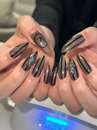 ネイル Nail Salon L'arc所属・💊大阪/心斎橋 moni🧠のネイルデザイン