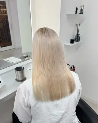 セミロング カラー ブリーチ/艶カラー 💎koharu💎のヘアスタイル