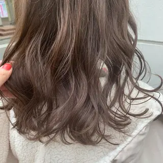 セミロング カラー ヘアアレンジ サナ🌱 切りっぱなしボブのヘアスタイル