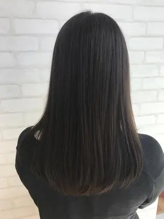 ロング カラー 金沢 広美のヘアスタイル