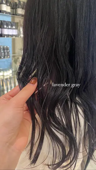 セミロング ミオ💎透ける暗髪／ ブリーチなしWカラーのヘアスタイル