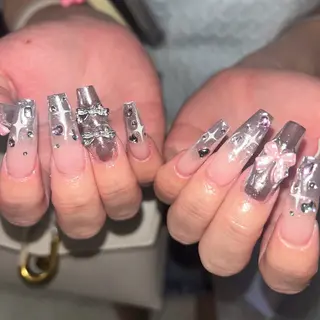 ネイル MODA MANAMIᵕ̈のネイルデザイン