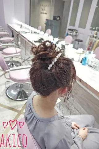 セミロング LUXBE GALLERY なんば駅前店所属・ラックスビーギャラリ ー AKICOのヘアスタイル