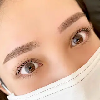 アイブロウ THE ART所属・THE ART 宜野湾のマツエク・マツパデザイン