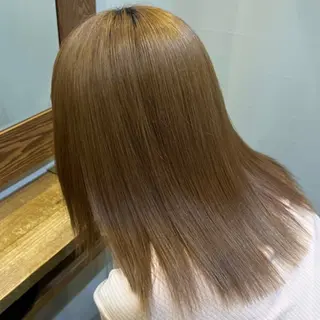 セミロング ハイトーン/レイヤー カット/TAKEのヘアスタイル