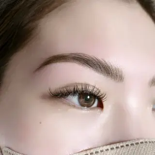 アイブロウ 渡邊 明子のマツエク・マツパデザイン